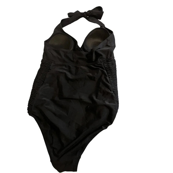 Motherhood Maternity Women's Beach Bump Maternity One Piece Swimsuit - Picture 2 of 6